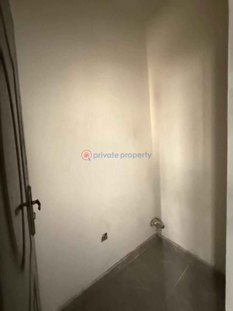 1 bedroom Flat & Apartment For Sale Ologolo Lekki Lagos - 13