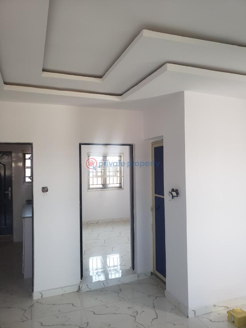 1 bedroom Block Of Flats For Rent Oremeji, Off Iwo Road Challenge Ibadan Oyo - 2