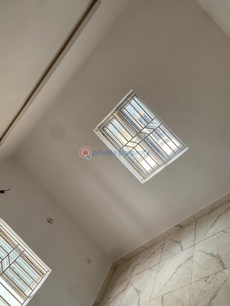 Newly built room and parlour selfcon at ashipa off tipper garage akala express - 2 1 bedroom Mini Flat For Rent Ashipa, Akala Express Akala Express Ibadan Oyo - 2