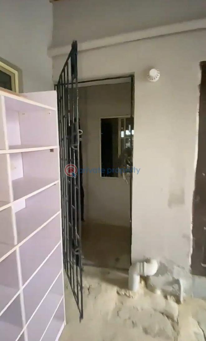 1 bedroom Self Contain For Rent Osapa Lekki Lagos - 0