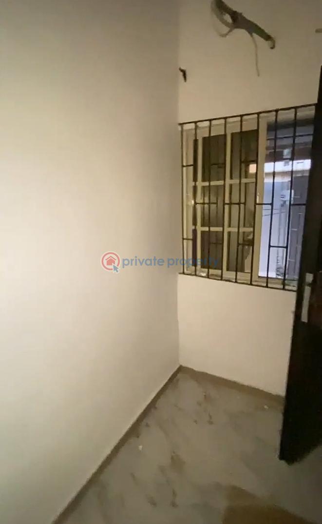 1 bedroom Self Contain For Rent Osapa Lekki Lagos - 6