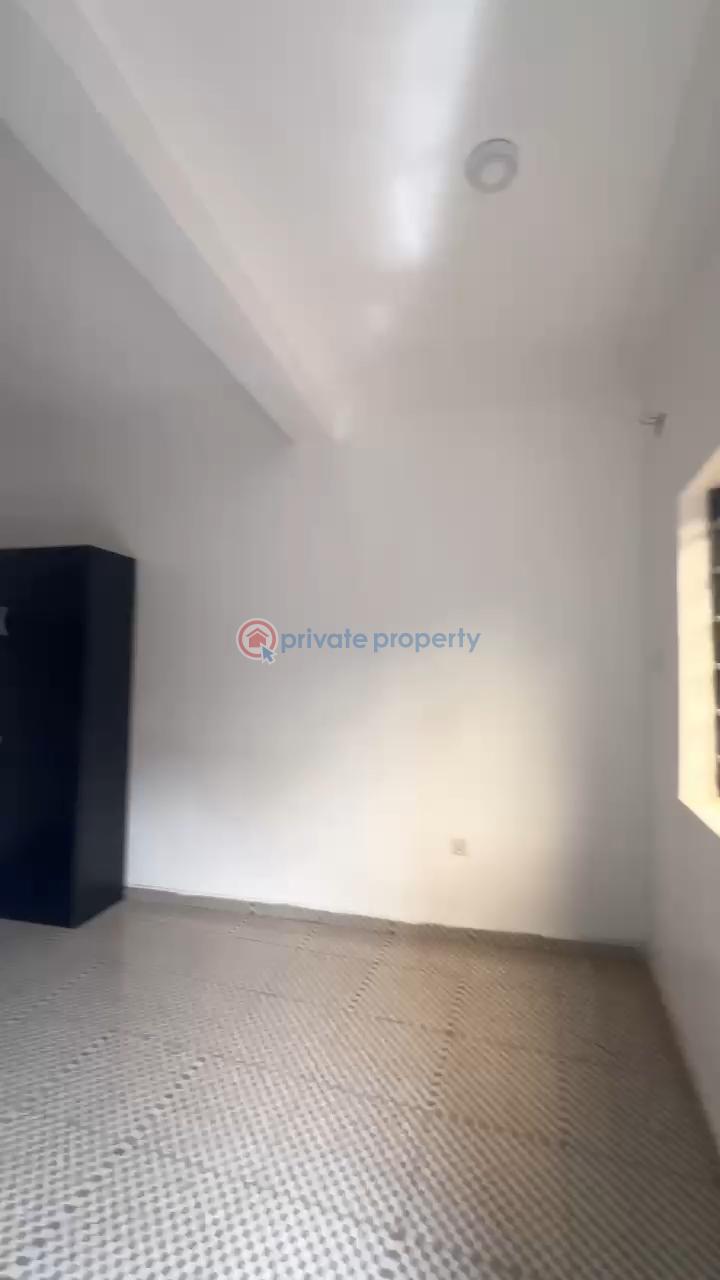 1 bedroom Self Contain For Rent Off Pedro Road, Shomolu Lagos Palmgroove Shomolu Lagos - 3