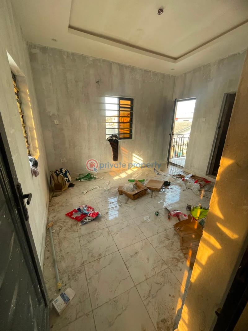 House For Rent Jimon Shobowale Street Magodo Phase 1 Morgan Estate Ojodu Lagos - 2