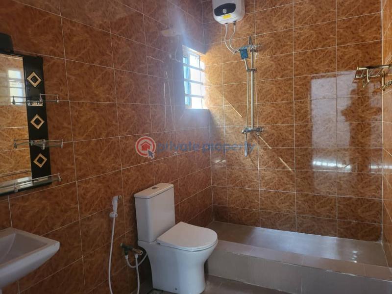 3 bedroom Flat & Apartment For Rent Olusetan Estate Elebu Oluyole Extension Akala Express Ibadan Oyo - 7