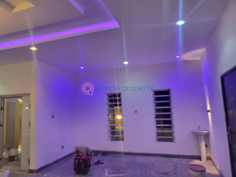 3 bedroom Flat & Apartment For Rent Olusetan Estate Elebu Oluyole Extension Akala Express Ibadan Oyo - 9