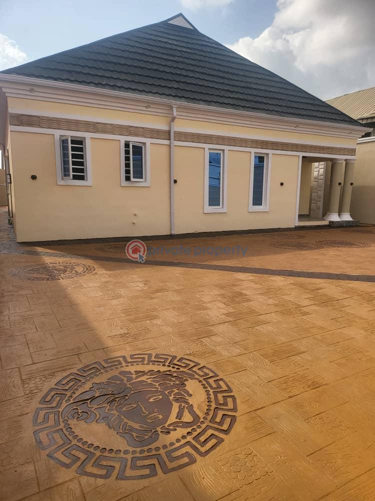 3 bedroom Flat & Apartment For Rent Olusetan Estate Elebu Oluyole Extension Akala Express Ibadan Oyo - 1