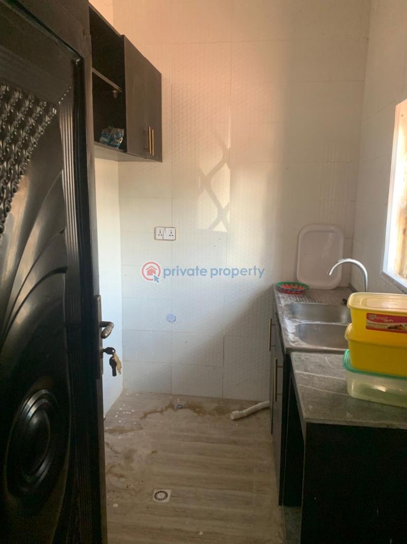 1 bedroom Self Contain For Rent Guzape Abuja Phase 1  - 4