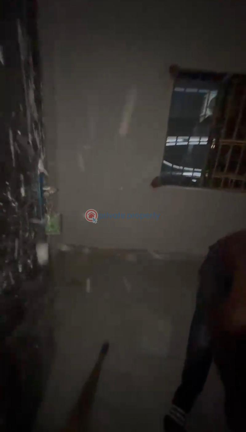 1 bedroom Mini Flat For Rent Alagomeji Yaba Lagos - 3