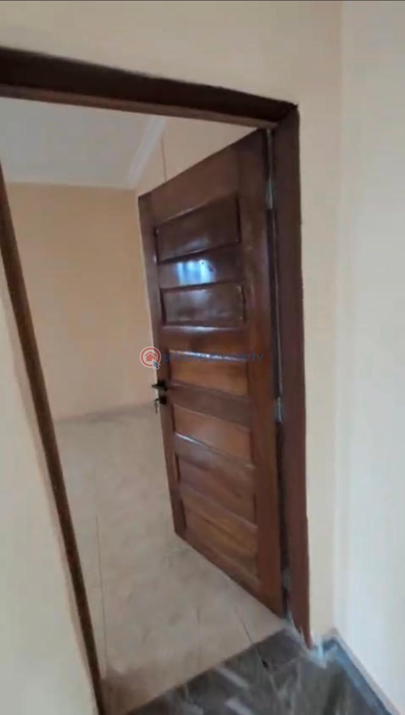 1 bedroom Mini Flat For Rent Fadeyi Onipan Yaba Lagos - 3