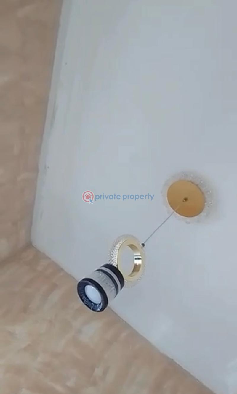 1 bedroom Mini Flat For Rent Luth Road Surulere Lagos - 2