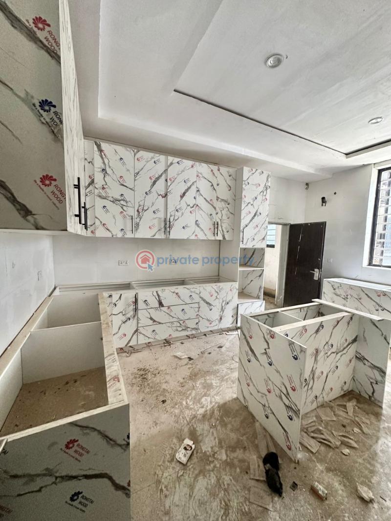 3 bedroom Block Of Flats For Sale Jahi Abuja Phase 2  - 7