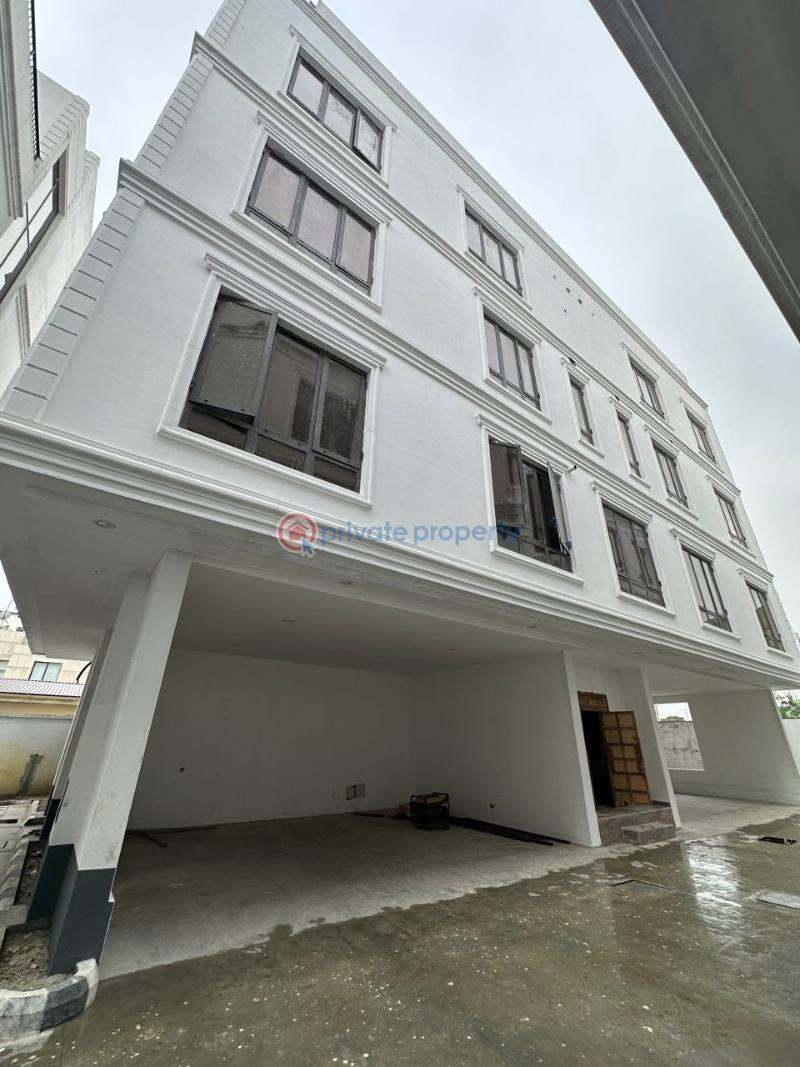 3 bedroom Shared Apartment For Rent Ikoyi Lagos - 0