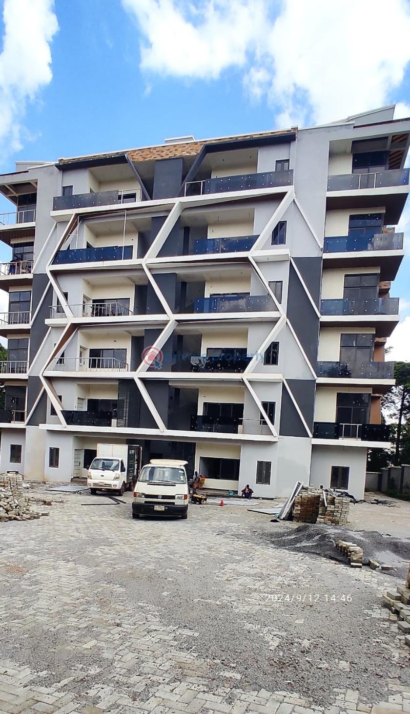 3 bedroom Duplex For Sale Estate Guzape Abuja Phase 1 