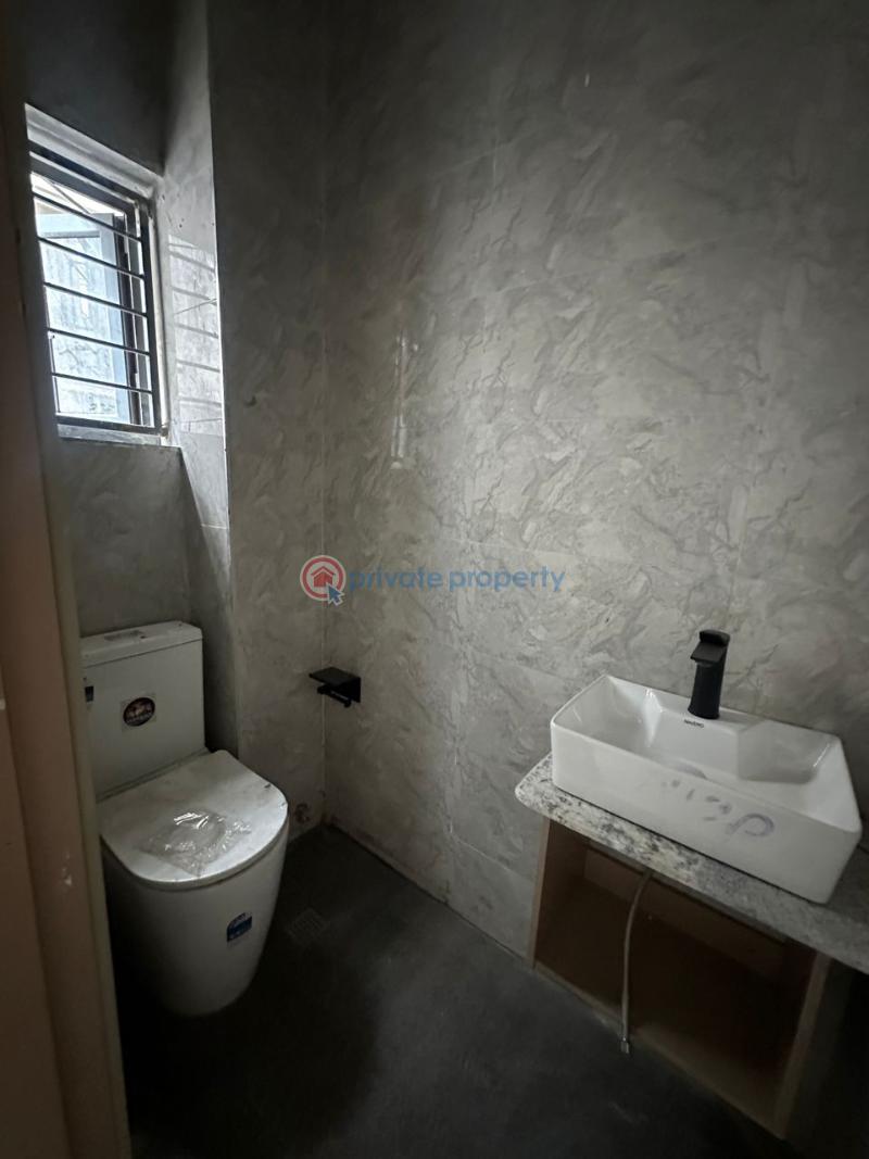 Newly built, spacious 4 bedroom apartment with a study room - 1 4 bedroom Shared Apartment For Rent Oniru Victoria Island Lagos - 1