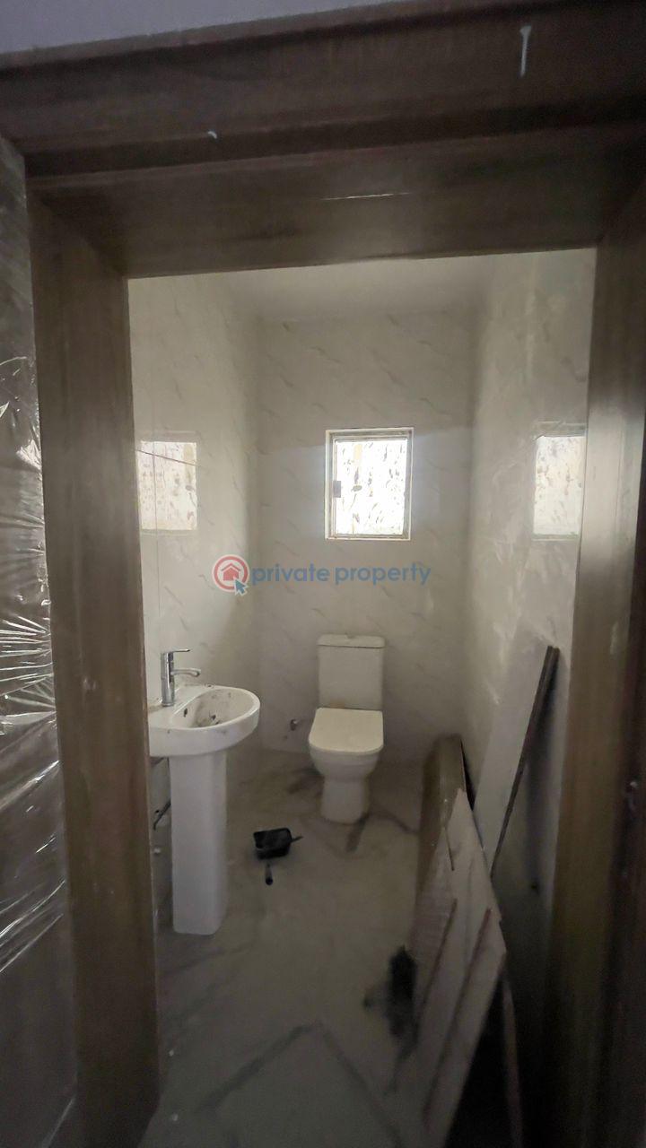 5 bedroom Shared Apartment For Sale Lekki Lagos - 10