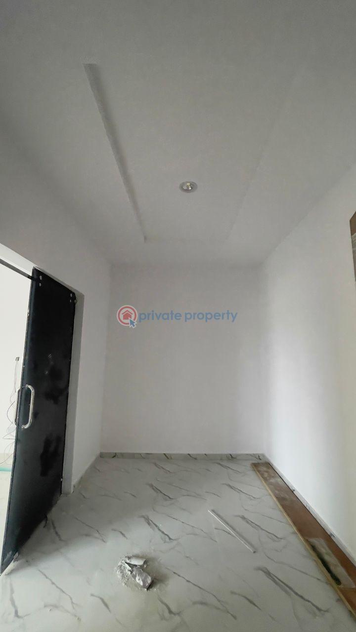 5 bedroom Shared Apartment For Sale Lekki Lagos - 11