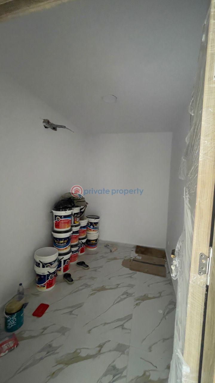 5 bedroom Shared Apartment For Sale Lekki Lagos - 12