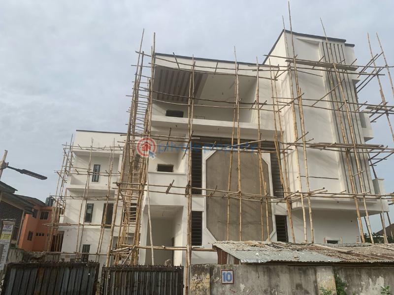 5 bedroom Semi detached Duplex For Sale Anthony Village, Maryland Lagos