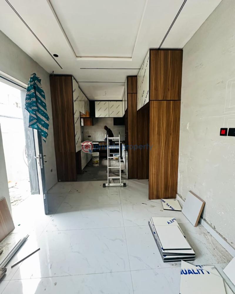 5 bedroom Detached Duplex For Sale Omole Phase 1 Ikeja Lagos - 9