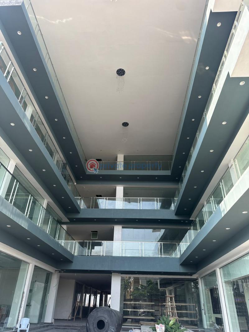 Commercial Property For Rent Lekki Phase 1 Lagos - 1