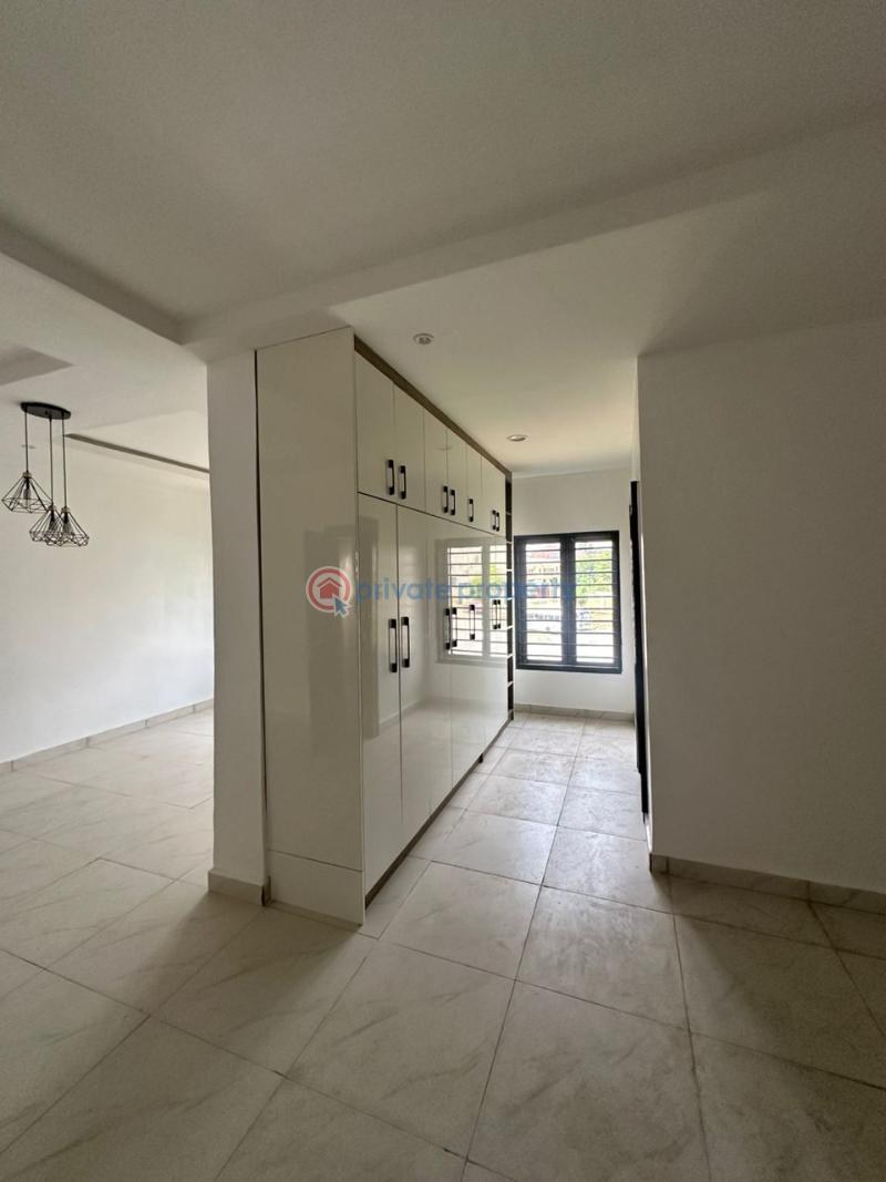 4 bedroom Terraced Duplex For Sale Durumi District Durumi Abuja Phase 2  - 12