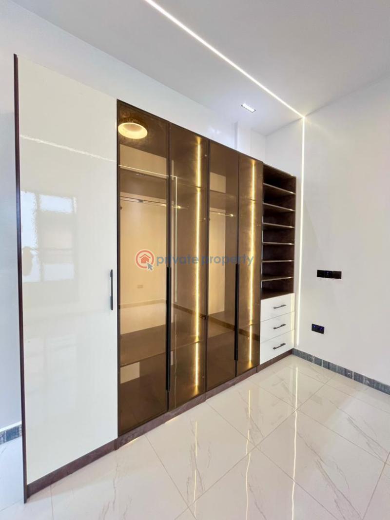 4 bedroom Terraced Duplex For Sale Osapa London Lekki Lagos - 16
