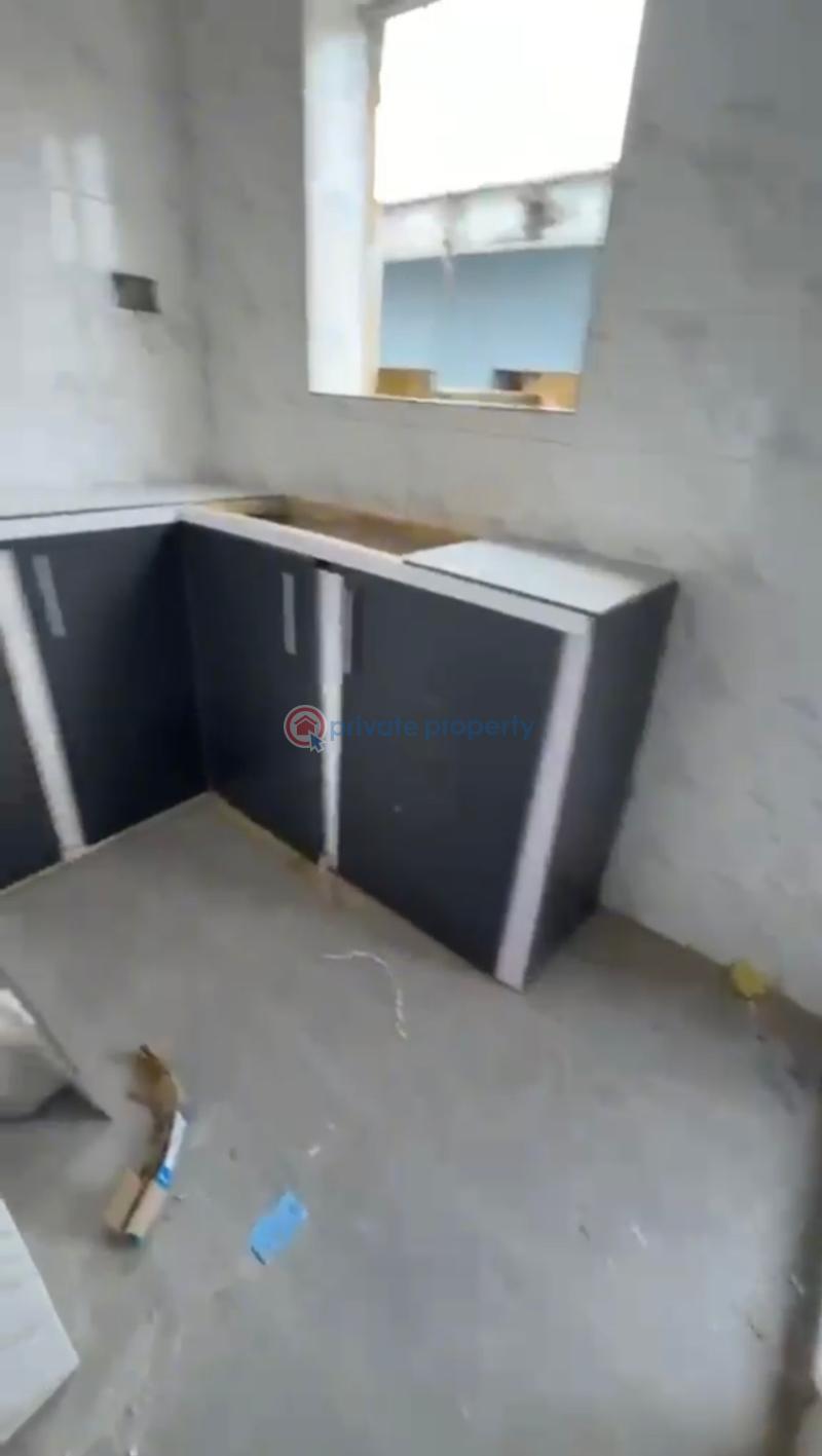 1 bedroom Mini Flat For Rent Off Ilupeju Road Ilupeju Lagos - 3
