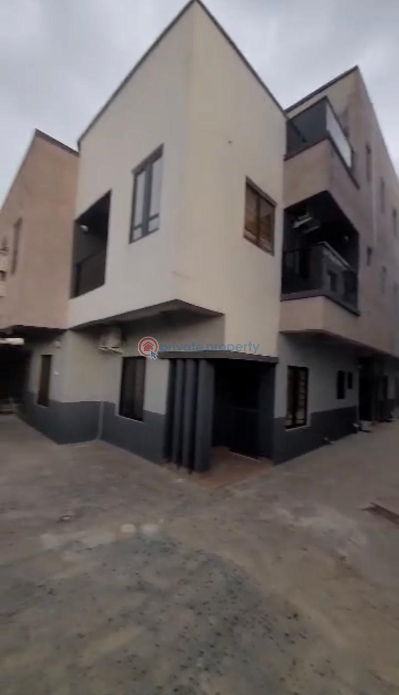 1 bedroom Mini Flat For Rent Off Pedro Road Gbagada Phase 1 Lagos