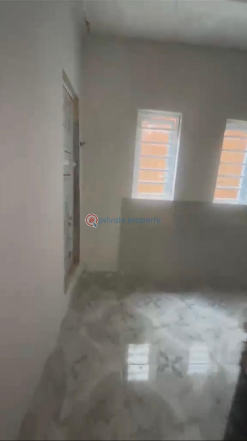 2 bedroom Flat & Apartment For Rent Off Morris/ Off University Road Yaba Lagos - 1