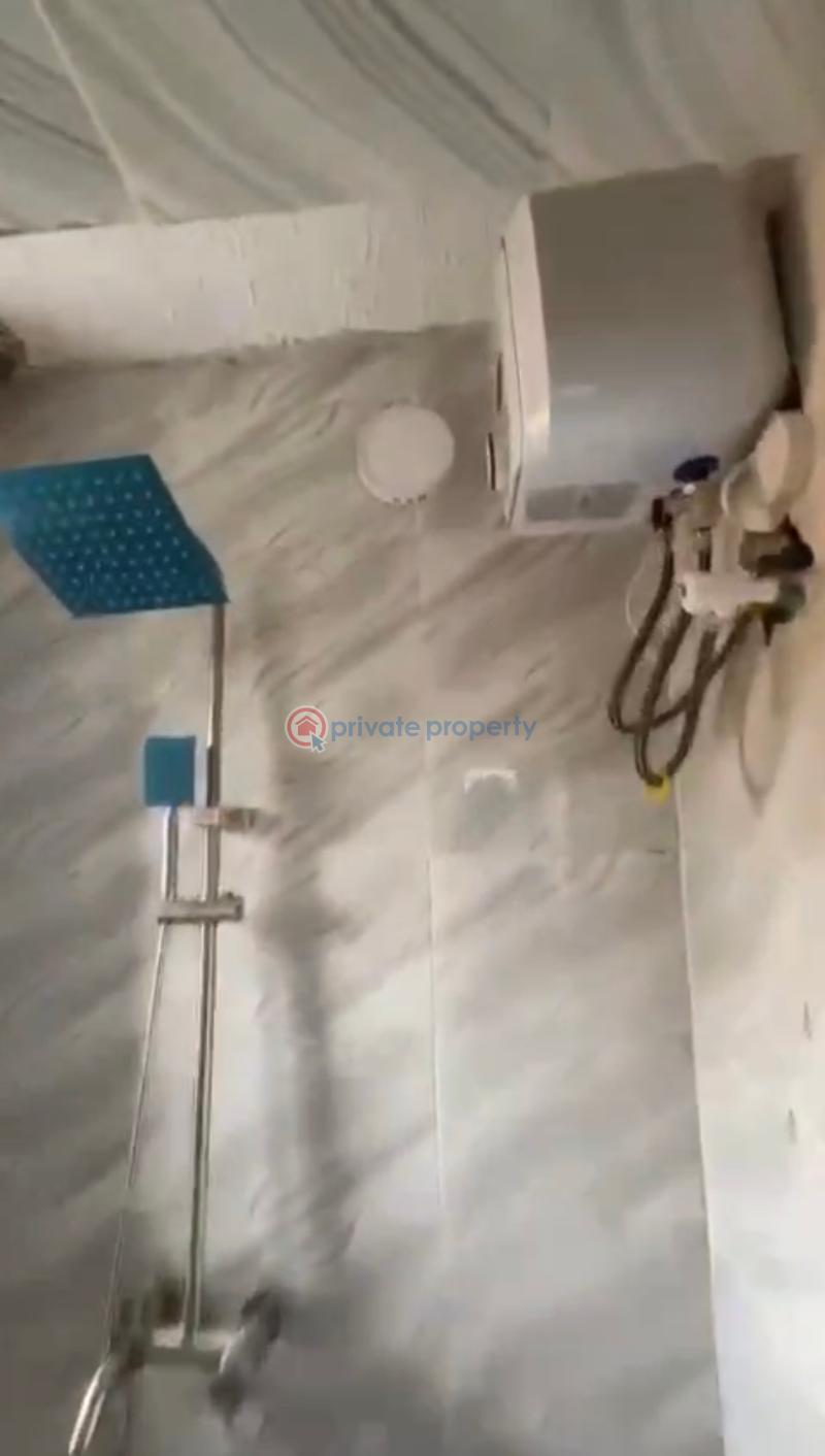 1 bedroom Mini Flat For Rent Anthony  Maryland Lagos - 4