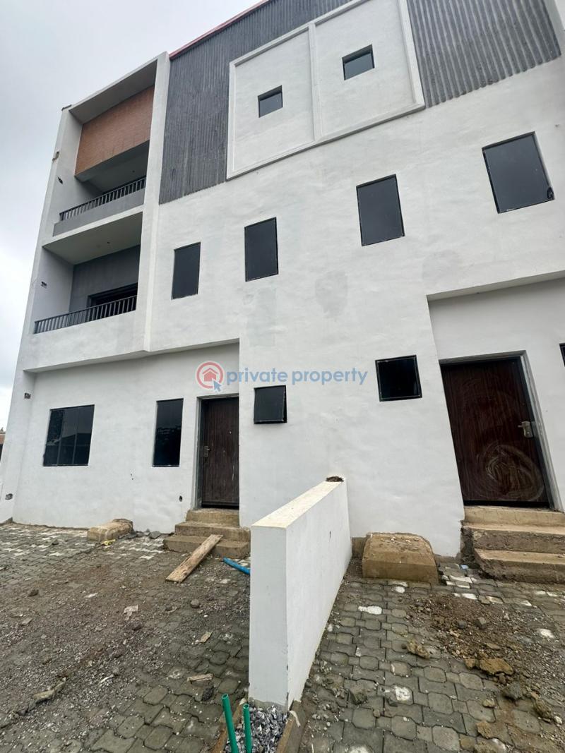 4 bedroom Terraced Duplex For Sale Kabusa Garden Estate Dakwo Abuja Phase 3  - 1