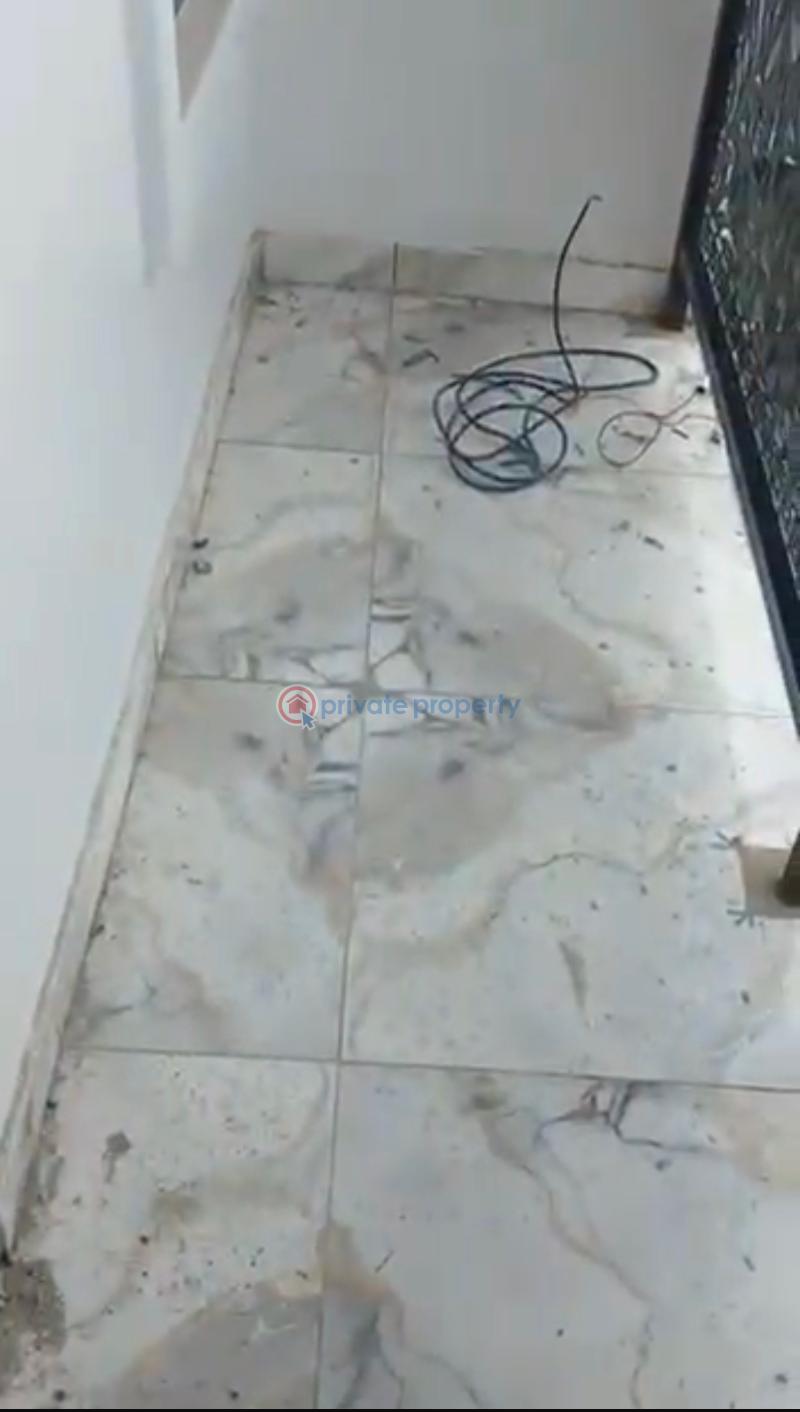 2 bedroom Flat & Apartment For Rent Ijesha Rd Ijesha Surulere Lagos - 1