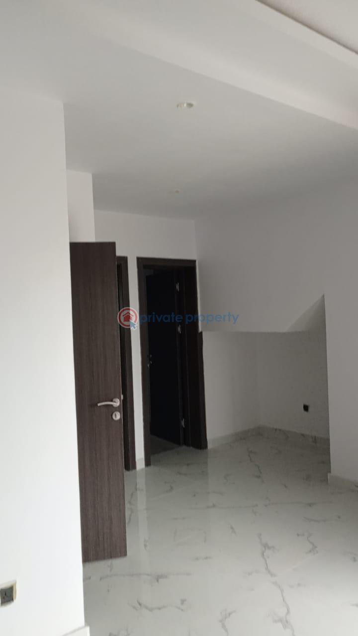 1 bedroom Mini Flat For Rent Alpha Beach Road, New Road Lekki Phase 2 Lagos - 1