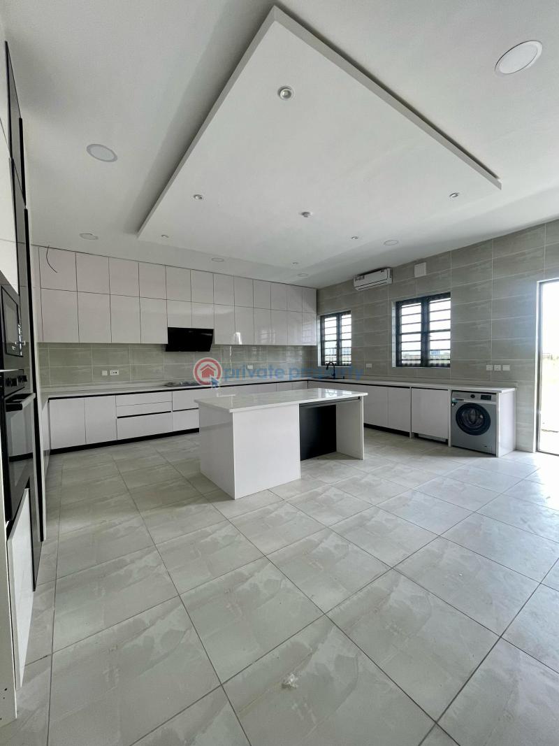 5 bedroom Semi detached Duplex For Sale Estate Lekki Lagos - 6