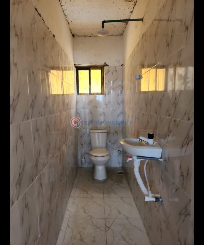 1 bedroom Mini Flat For Rent Ijesha Road Mushalasi Bus Stop, Surulere. Ijesha Surulere Lagos - 3