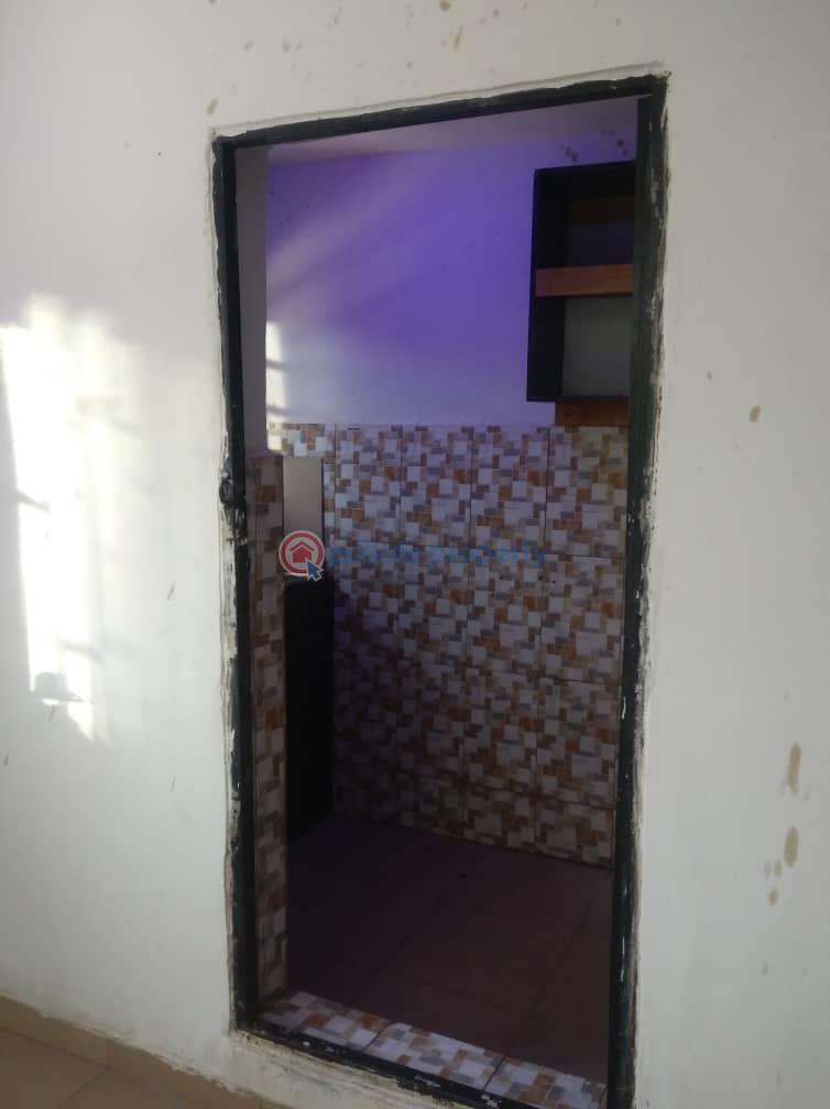 Newly built, standard self-contained.dm for video - 3 Self Contain For Rent Jahi 1 Jahi Abuja Phase 2  - 3