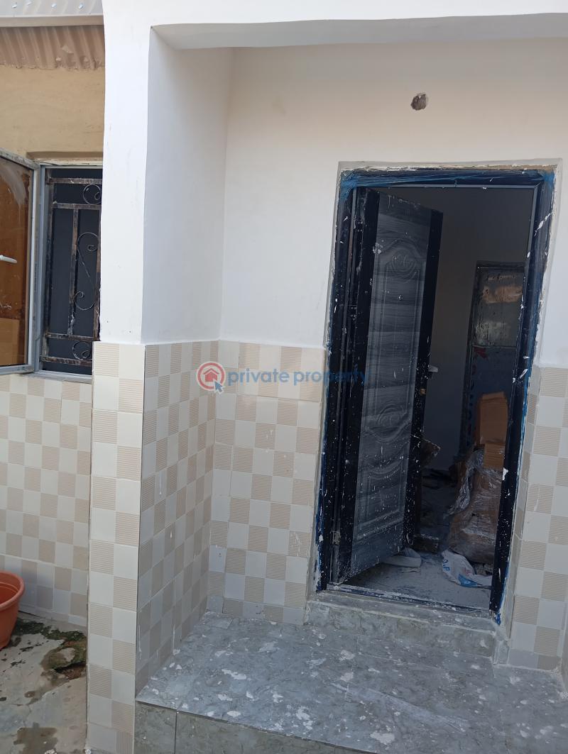 Self Contain For Rent Jahi Abuja Phase 2  - 5