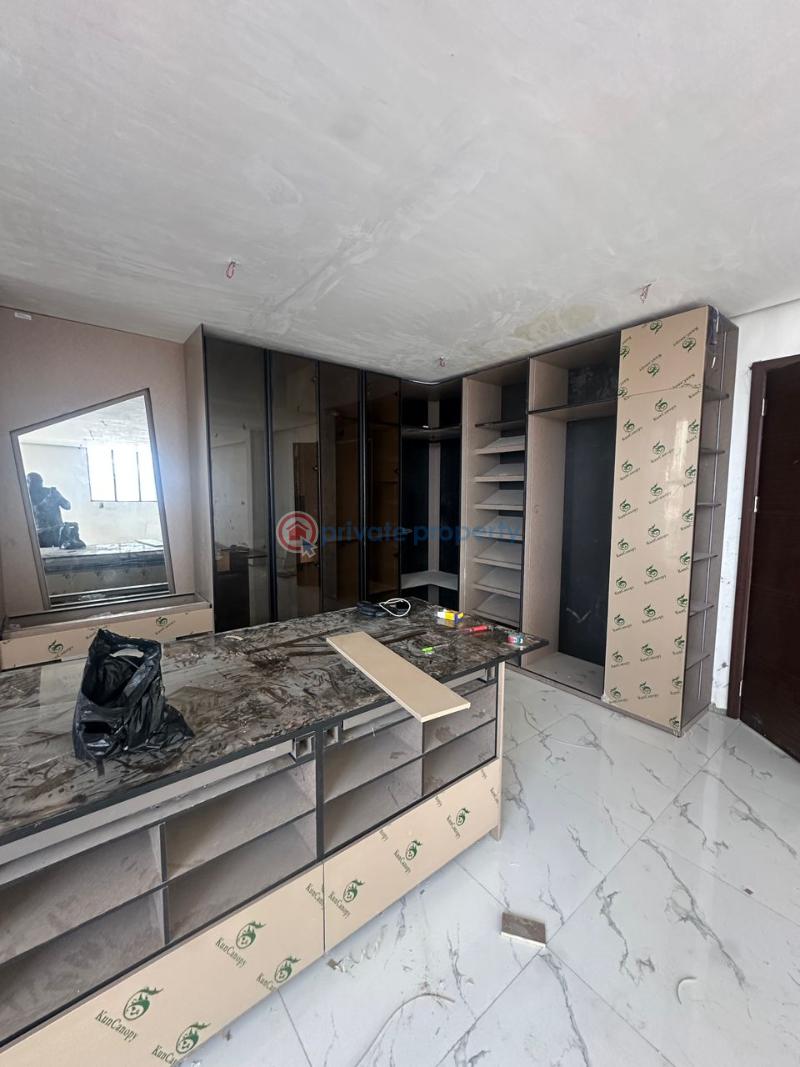 4 bedroom Shared Apartment For Sale Banana Island Ikoyi Lagos - 18