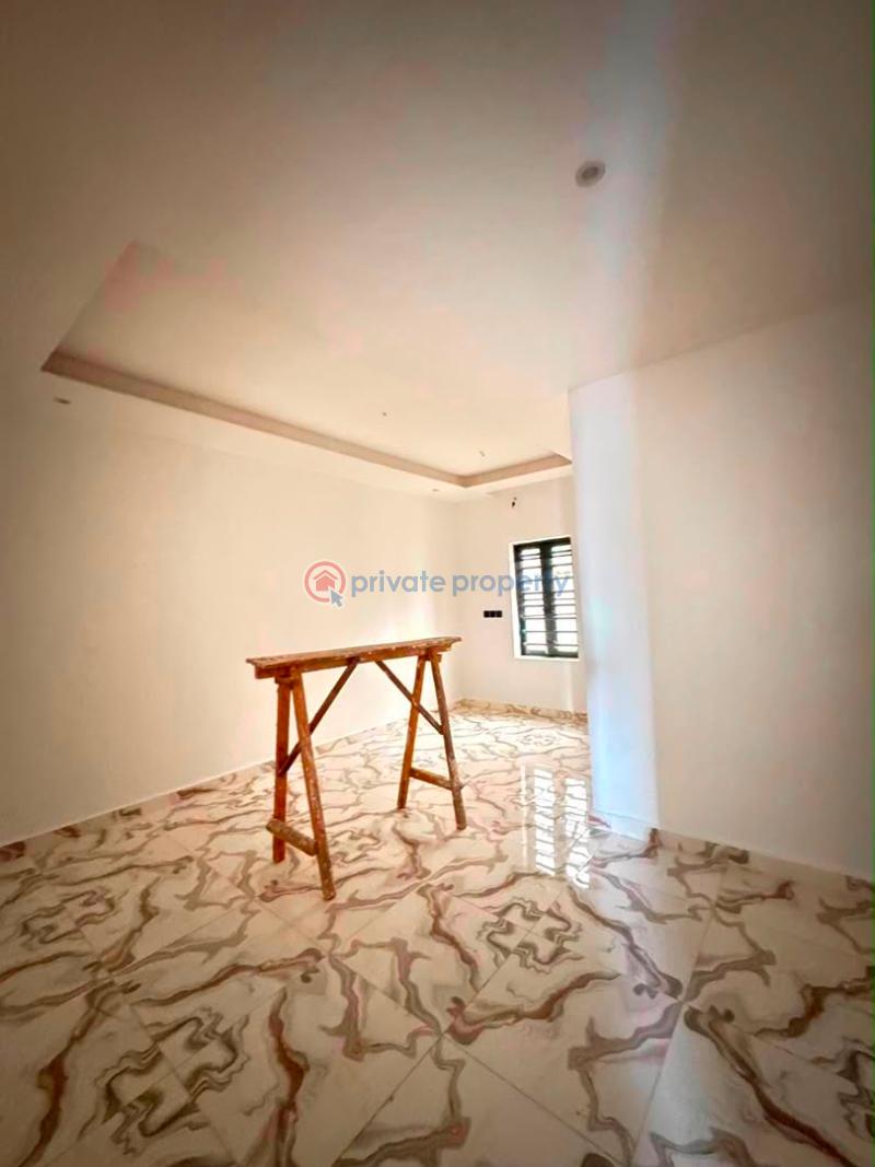 2 bedroom Flat & Apartment For Sale Surulere Lagos - 10
