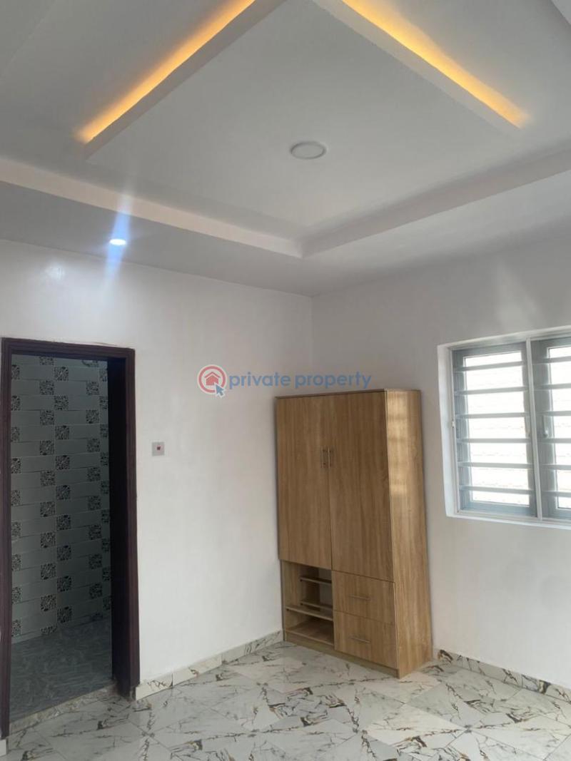 2 bedroom Block Of Flats For Rent Idi Ahun Elebu Akala Express Ibadan Oyo - 2