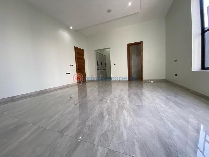 5 bedroom Detached Duplex For Sale Mojisola Onikoyi Estate Lagos - 4