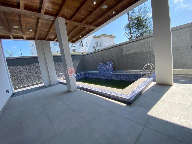 5 bedroom Detached Duplex For Sale Mojisola Onikoyi Estate Lagos - 3