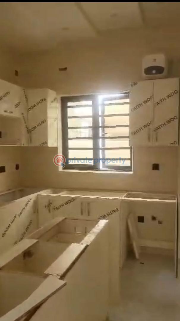 5 bedroom Semi detached Duplex For Sale Anthony Maryland Lagos - 1