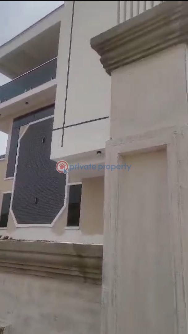 5 bedroom Semi detached Duplex For Sale Anthony Maryland Lagos - 3