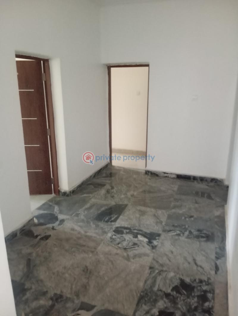 3 bedroom Block Of Flats For Rent Jahi Gilmor, Abuja. Jahi Abuja Phase 2  - 8