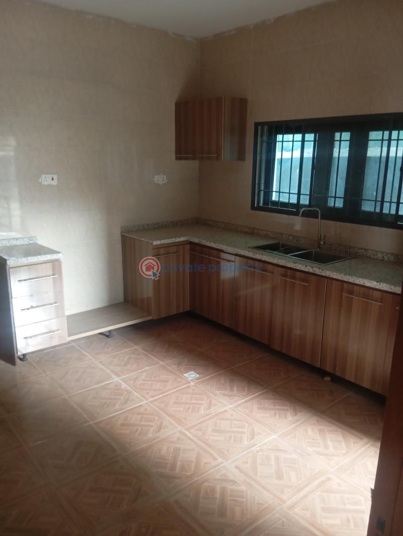 3 bedroom Block Of Flats For Rent Jahi Gilmor, Abuja. Jahi Abuja Phase 2  - 4