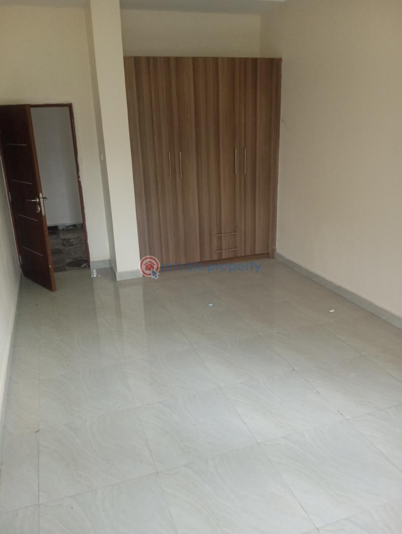 3 bedroom Block Of Flats For Rent Jahi Gilmor, Abuja. Jahi Abuja Phase 2  - 5