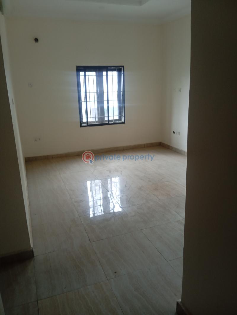 3 bedroom Block Of Flats For Rent Jahi Gilmor, Abuja. Jahi Abuja Phase 2  - 9