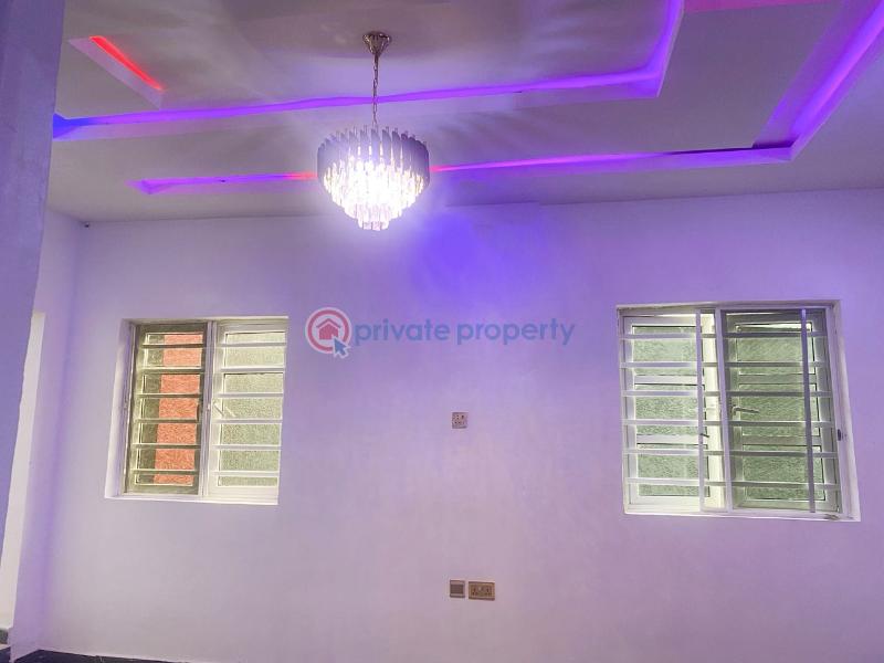House For Sale Location* : Karinkapo Estate, Tipper Garage , Akala Express Ibadan. Ibadan Oyo - 7