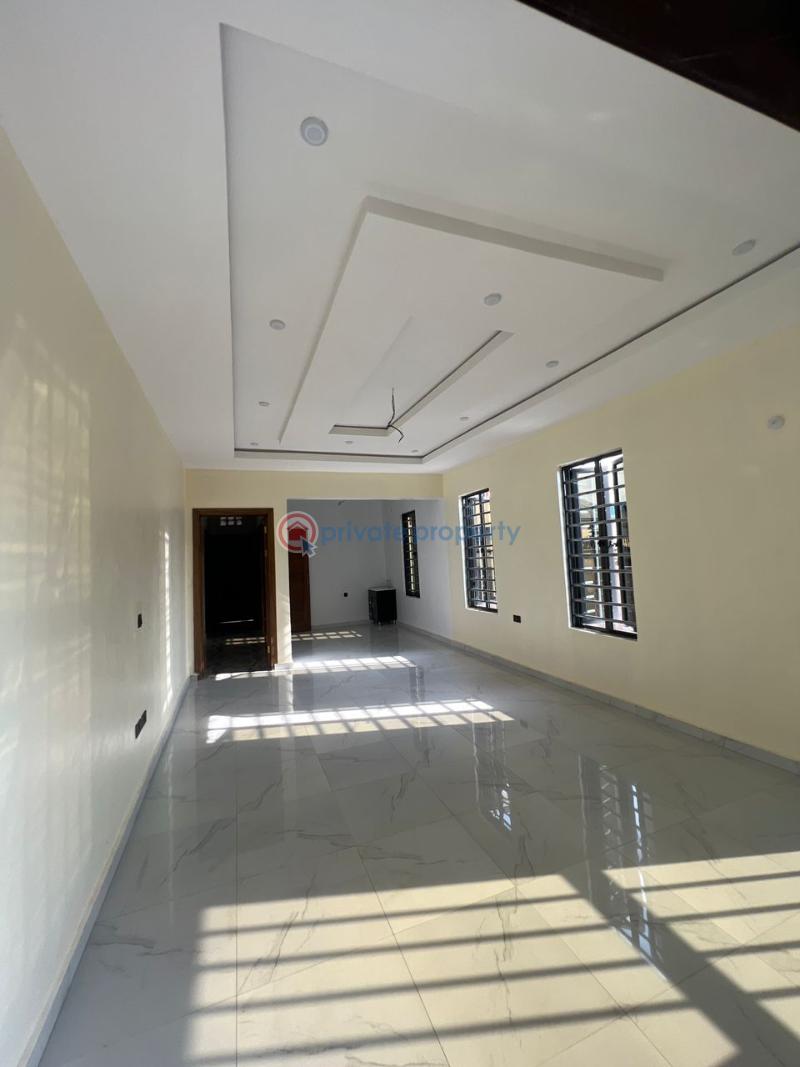 3 bedroom Bungalow For Sale Transekulu Enugu Suburb Enugu Area  - 4